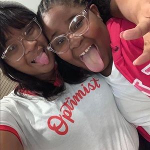 Meet your Posher, Taylor